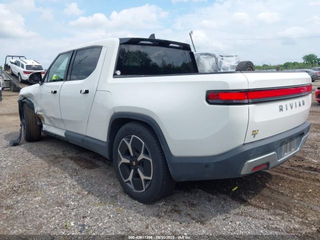 2023 RIVIAN R1T 7FCTGAAA5PN023786 Photo 2