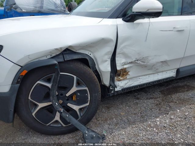 2023 RIVIAN R1T 7FCTGAAA5PN023786 Photo 5
