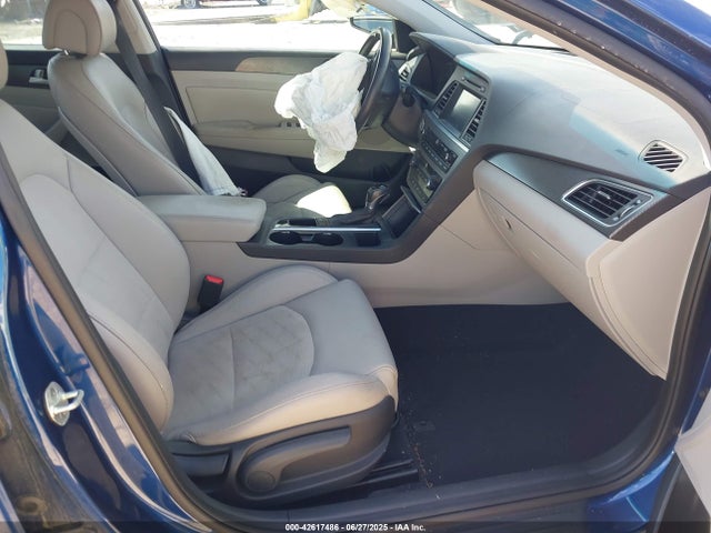 5NPE34AFXHH468727 Hyundai 2017