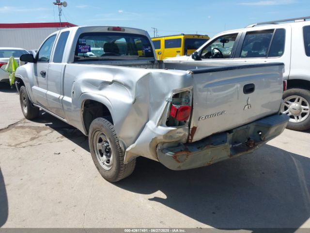 2007 MITSUBISHI RAIDER 1Z7HC22K97S213343 Photo 2