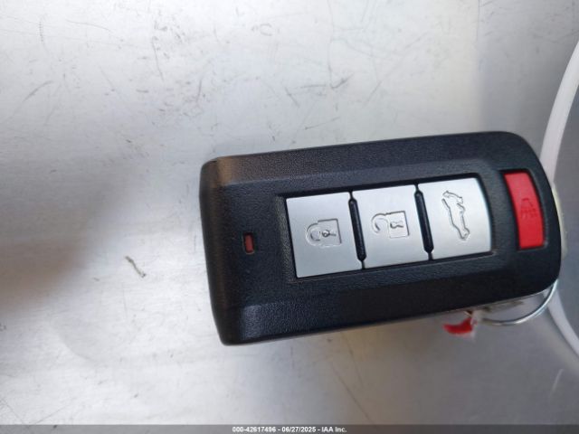 2020 MITSUBISHI OUTLANDER JA4AD3A34LZ003741 Photo 10