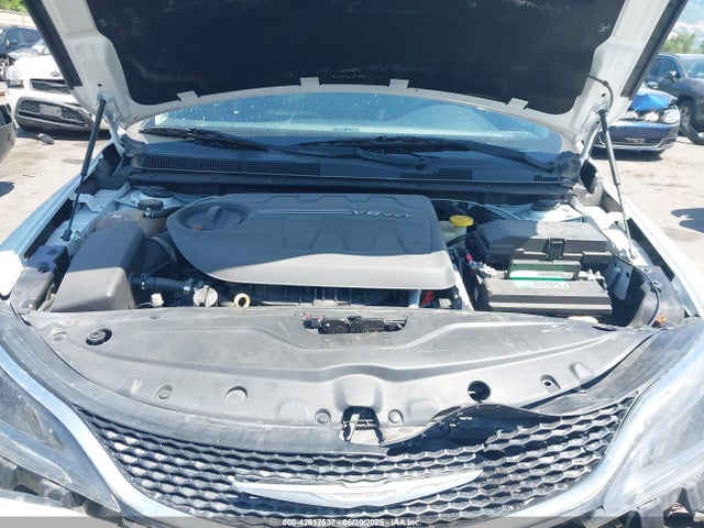1C3CCCCG2FN625546 Chrysler 2015