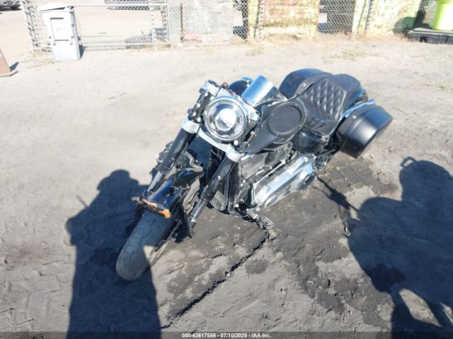 2018 HARLEY-DAVIDSON FLSB 1HD1YMJ69JC031110 Photo 1