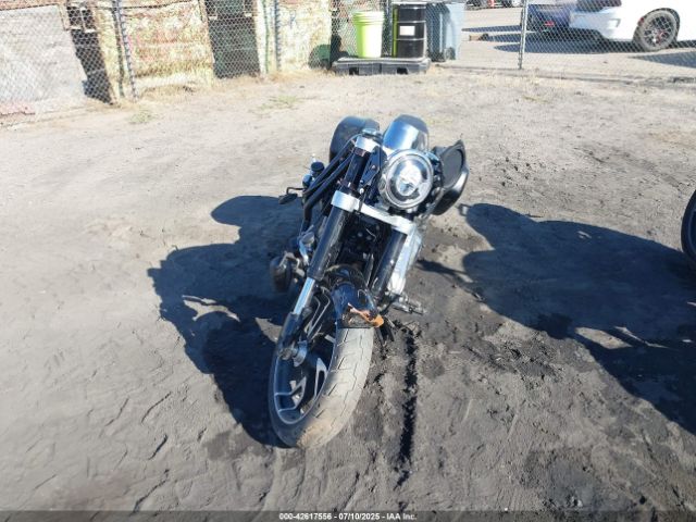 2018 HARLEY-DAVIDSON FLSB 1HD1YMJ69JC031110 Photo 4