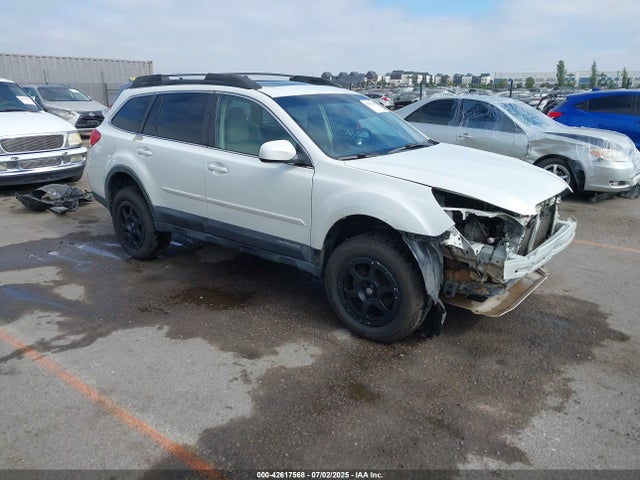 Subaru 2.5na u5 2014 4S4BRBLC2E3229975 zdjęcie główne