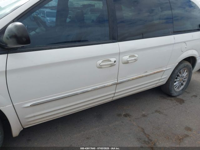 2002 CHRYSLER TOWN & COUNTRY 2C8GP64L22R504185 Photo 5