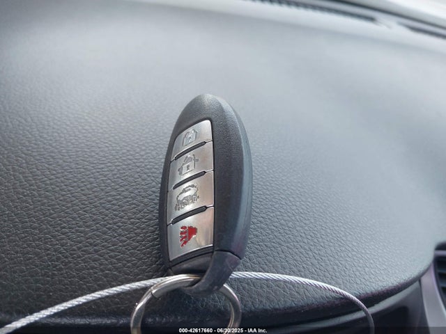 3N1AB7AP5FY285377 Nissan 2015