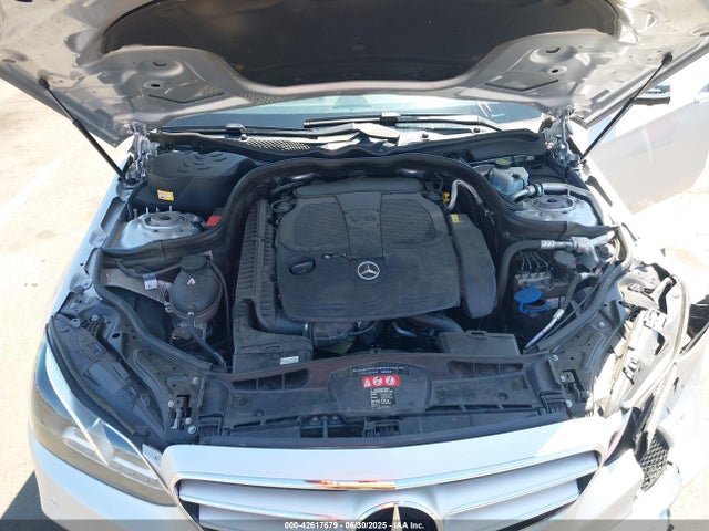 WDDHF5KB6GB250568 Mercedes-Benz E-Class