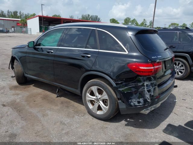 2018 MERCEDES-BENZ GLC 300 WDC0G4JB9JV084496 Photo 2