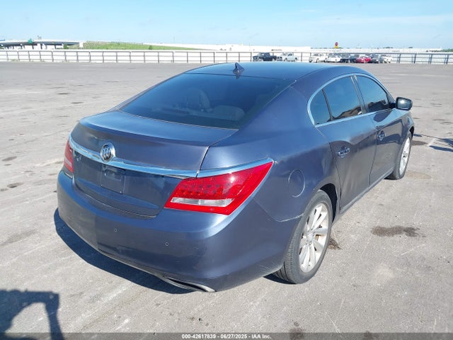 1G4GB5G37EF109870 Buick lfx