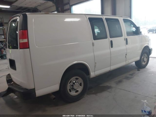 2013 CHEVROLET EXPRESS 2500 1GCWGFBA8D1101785 Photo 3
