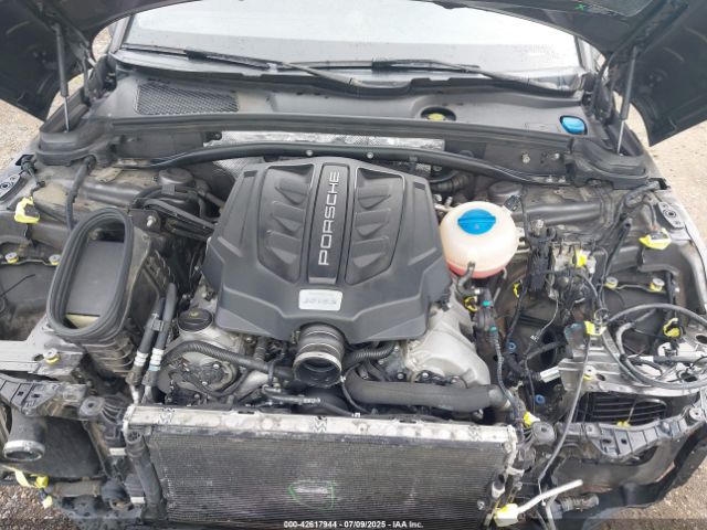 2017 PORSCHE MACAN WP1AB2A5XHLB17548 Photo 9