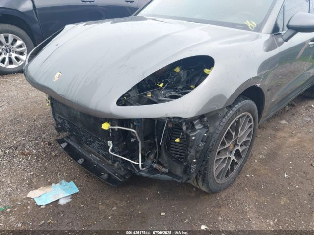 2017 PORSCHE MACAN WP1AB2A5XHLB17548 Photo 5