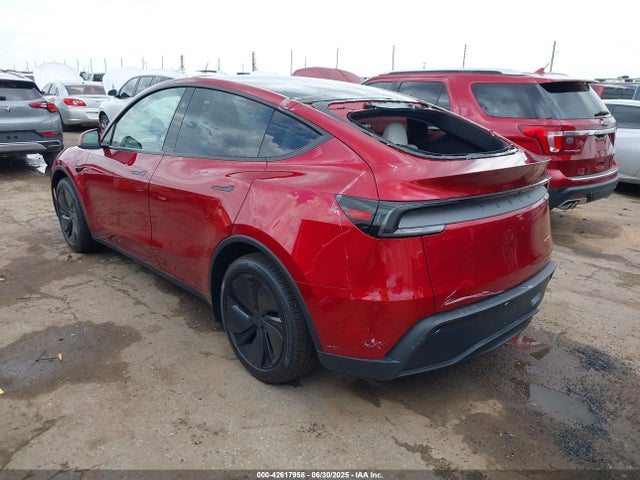 2026 TESLA MODEL Y 7SAYGDEE3TA397168 Photo 2