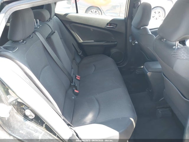 JTDKBRFUXJ3073118 Toyota 2zr-fxe,1nm