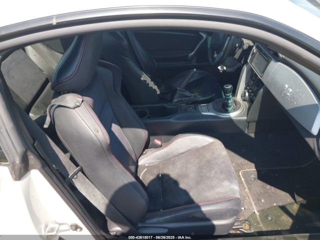 JF1ZCAC12E9601699 Subaru 2014