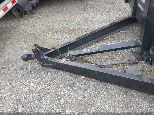 UTT54834 Big Tex Trailer Co Inc Flatbed
