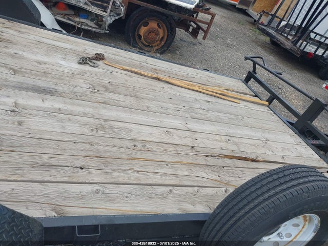 UTT54834 Big Tex Trailer Co Inc Flatbed