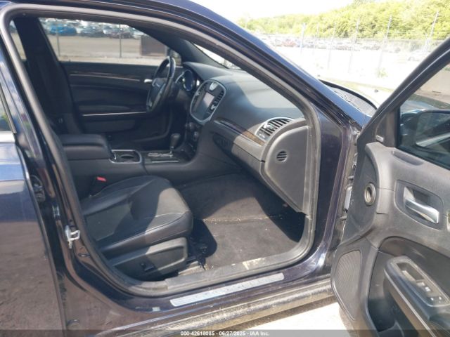 2012 CHRYSLER 300C 2C3CCAET7CH283370 Photo 4