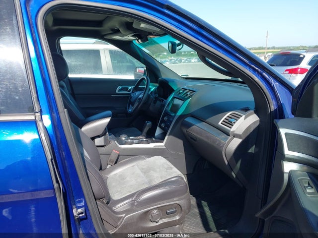 Ford 2015 2015 1FM5K8D82FGC63813 Image 5