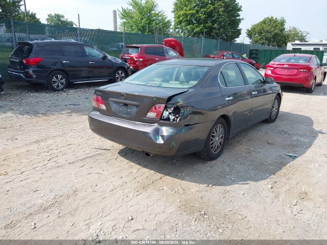 2004 LEXUS ES 330 JTHBA30G945028682 Photo 3