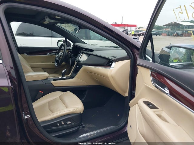 2017 CADILLAC XT5 1GYKNDRSXHZ325665 Photo 4