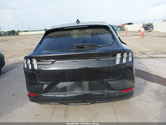 3FMTK3SU2PMA97987 Ford Mustang Mach-E
