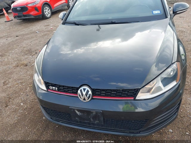 3VW4T7AU9FM070490 Volkswagen 2015