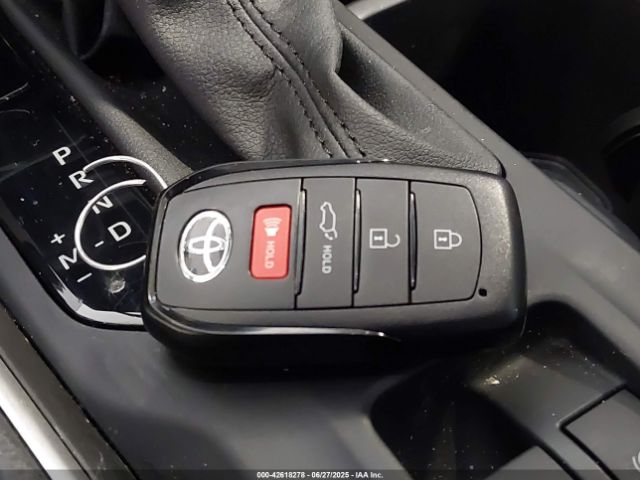 2024 TOYOTA GRAND HIGHLANDER 5TDAAAB50RS069927 Photo 10