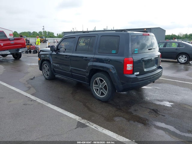 Jeep 2015 2015 1C4NJPBA5FD190638 Image 3
