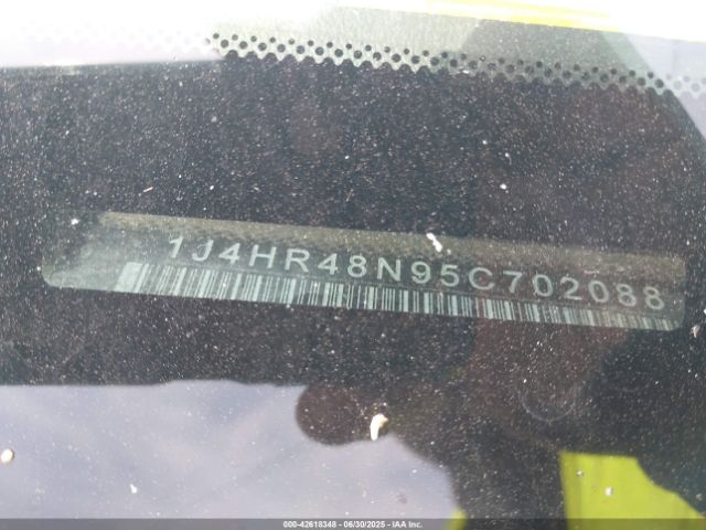 2005 JEEP GRAND CHEROKEE 1J4HR48N95C702088 Photo 8