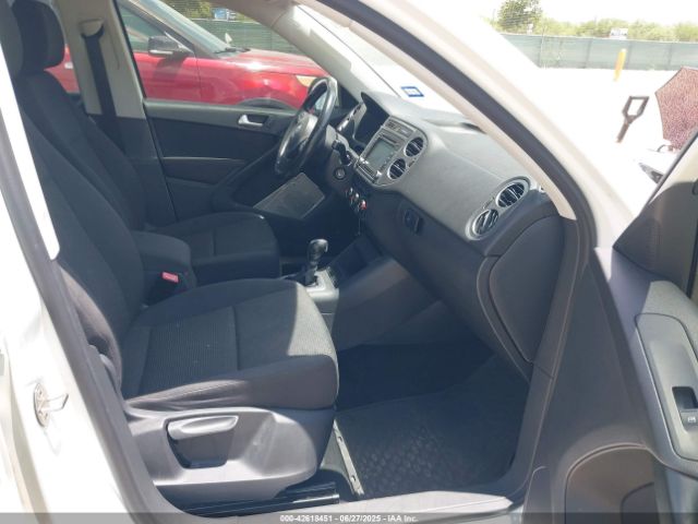 WVGAV7AX6FW529397 Volkswagen 2015