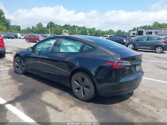2021 TESLA MODEL 3 5YJ3E1EBXMF960528 Photo 2