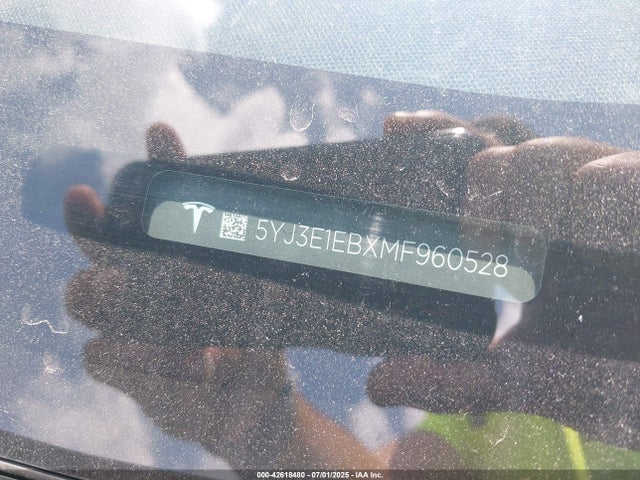2021 TESLA MODEL 3 5YJ3E1EBXMF960528 Photo 8