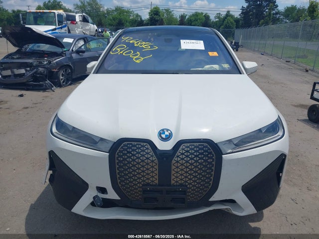 WB523CF06SCS88211 BMW Ix