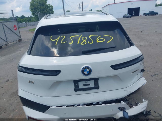 WB523CF06SCS88211 BMW Ix