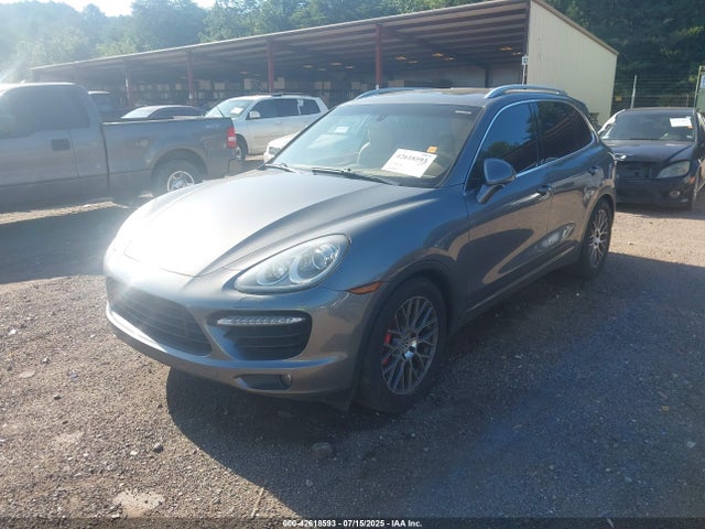 2012 PORSCHE CAYENNE WP1AC2A29CLA81105 Photo 1