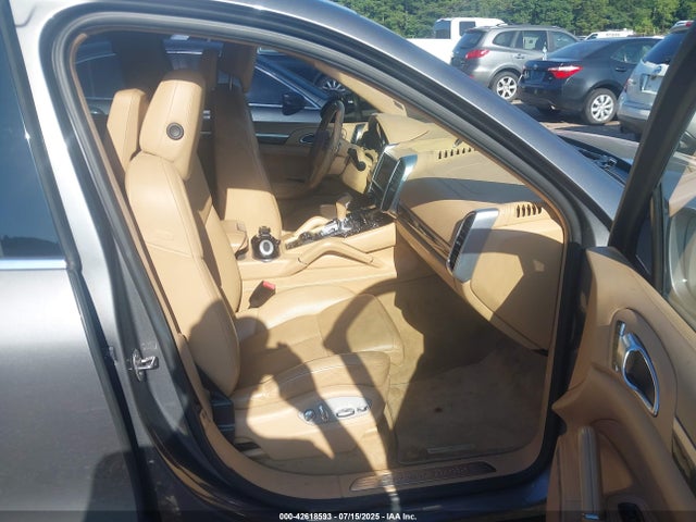 2012 PORSCHE CAYENNE WP1AC2A29CLA81105 Photo 4