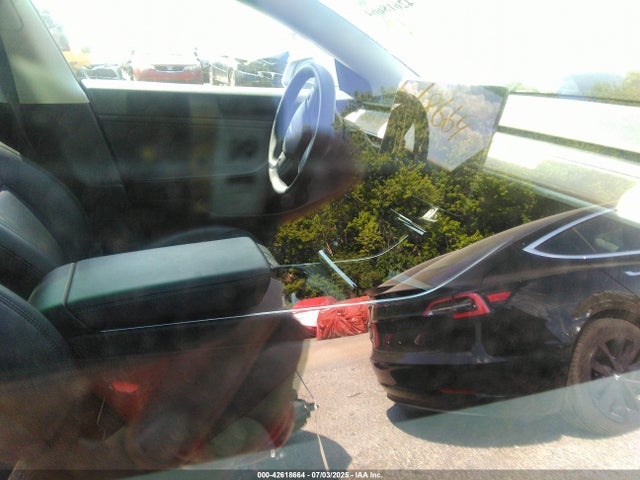 5YJ3E1EA7LF793065 Tesla MODEL 3