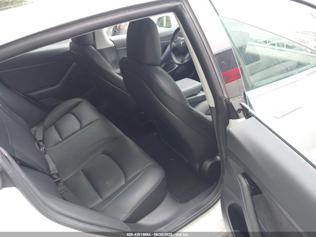 5YJ3E1EA7LF793065 Tesla MODEL 3