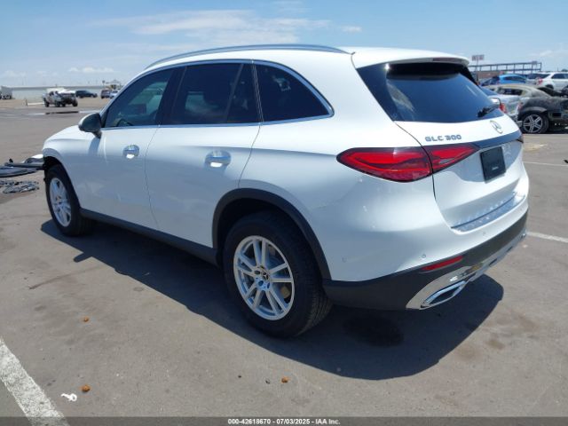 2024 MERCEDES-BENZ GLC 300 W1NKM4GBXRF175824 Photo 2