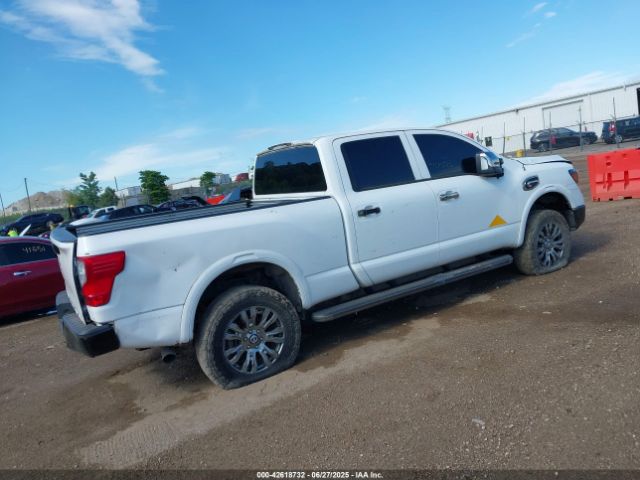 2017 NISSAN TITAN XD 1N6BA1F49HN556549 Photo 3