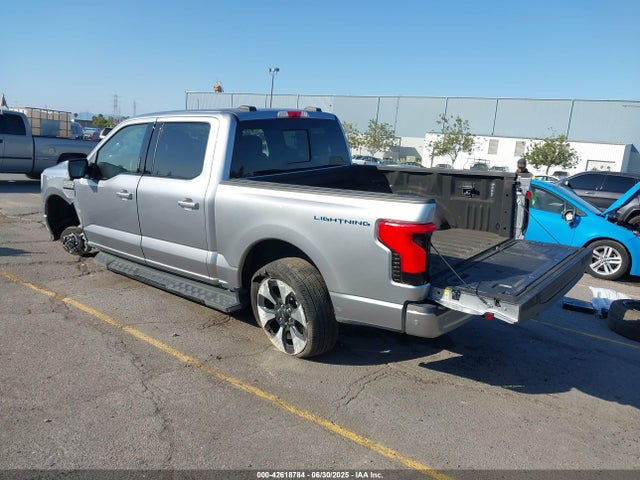 Ford F-150 Lightning Platinum 2023 1FT6W1EV7PWG09841 Image 3