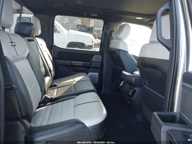 Ford F-150 Lightning Platinum 2023 1FT6W1EV7PWG09841 Image 8