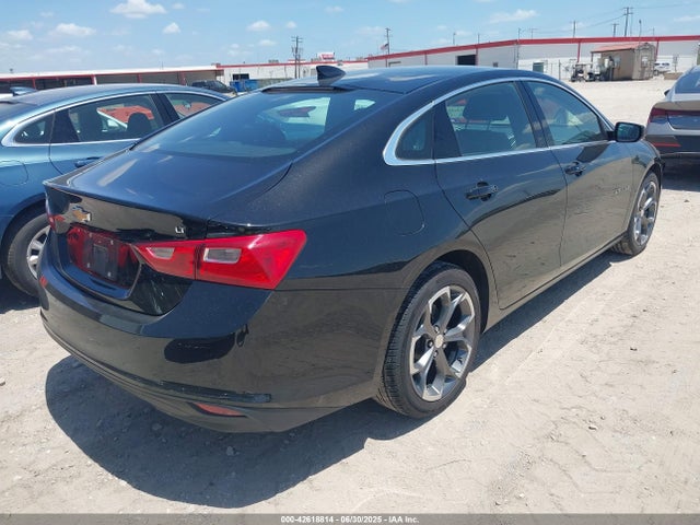 1G1ZD5ST3PF233967 Chevrolet lfv