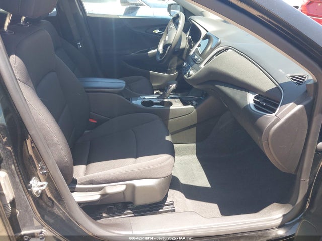1G1ZD5ST3PF233967 Chevrolet lfv