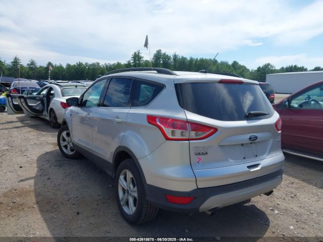 2016 FORD ESCAPE 1FMCU9GX3GUC03956 Photo 2