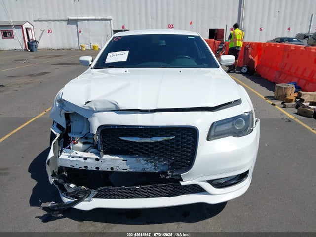 2C3CCABG0JH191036 Chrysler 2018