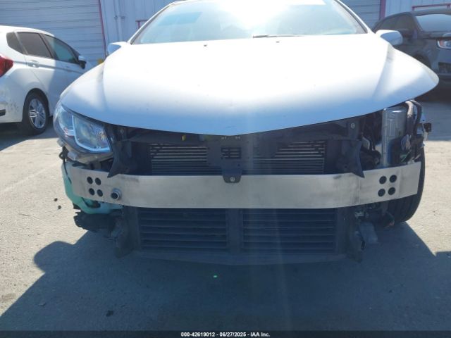 2017 CHEVROLET VOLT 1G1RC6S59HU192008 Photo 5