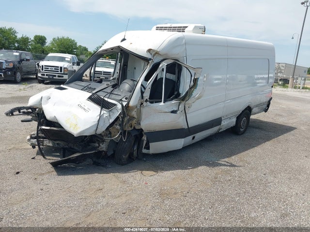 Freightliner Sprinter 2015 WDYPE8CC2F5969948 Image 2